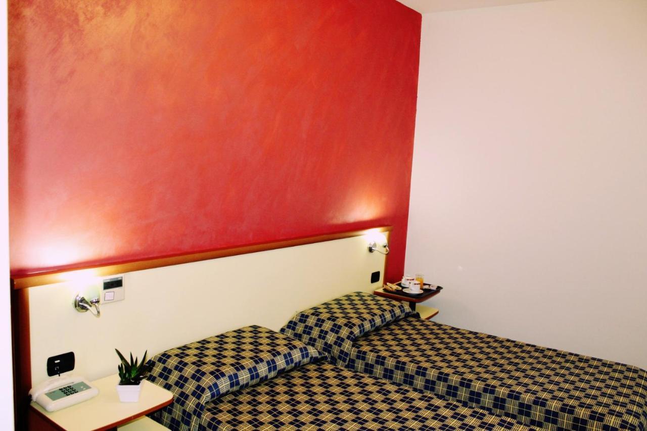 Hotel Miravalle Рибера Екстериор снимка